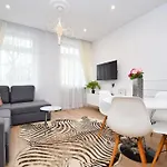 Elegant Apartment In The Perfect Location