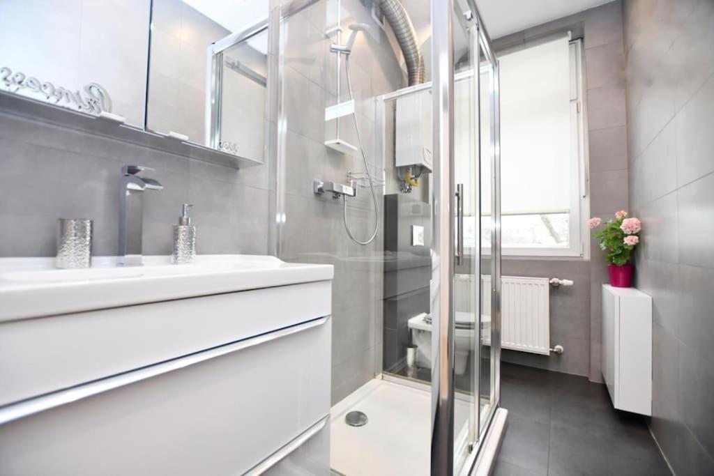 Apartment Elegant In The Perfect Location Krakau